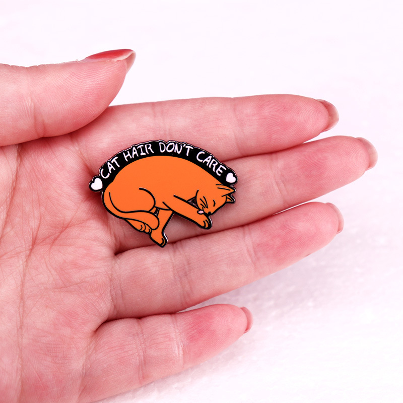 C4856 Cat Hair non Care badge  - Hair Care Zinc recensione e prezzo